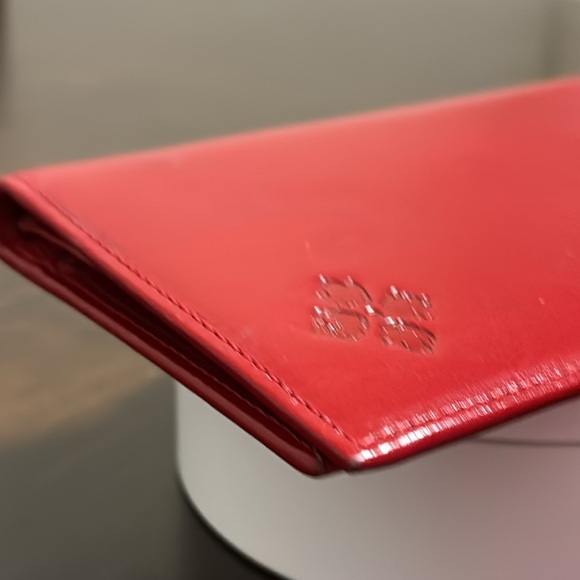 Patricia Nash Duby Red Civita Leather Bifold Wallet - Picture 13 of 13